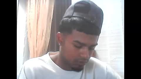 ojos_claross online show from March 14, 2:21 pm