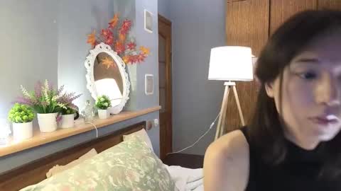 Ami online show from November 8, 1:58 pm