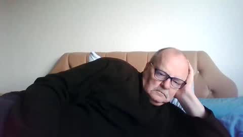 old_fkr online show from February 4, 5:01 pm