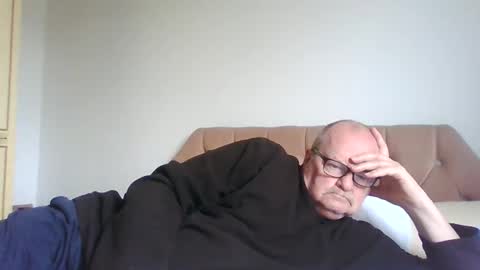 old_fkrr_ online show from April 28, 8:40 am