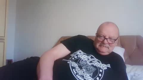 old_fkrr_ online show from April 22, 10:55 am