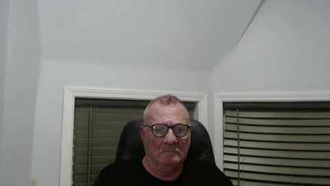 oldguybigd online show from October 21, 5:56 am