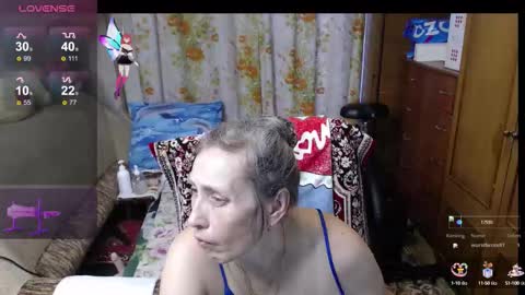 Snapshot of olguscha chatting on October 12, 12:42 pm Olguscha online show from October 12, 12:42 pm