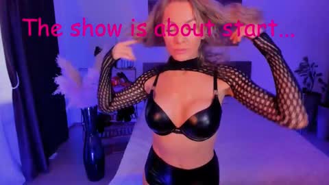 oliva_candy online show from March 8, 7:53 pm