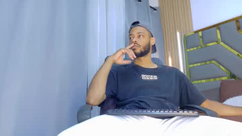 Oliver online show from April 6, 6:31 pm