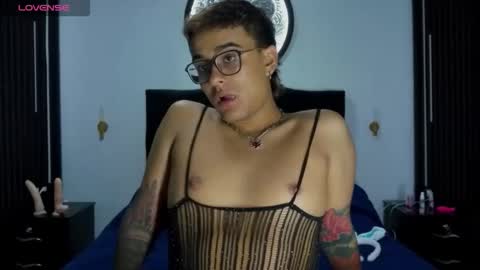 HansOliver online show from February 6, 2:37 am