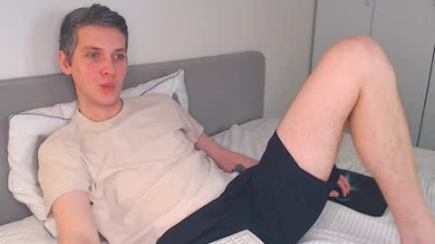 Oliver online show from March 19, 10:32 am