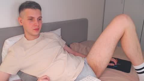 Oliver online show from March 26, 11:59 am