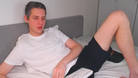 Oliver online show from January 10, 5:07 pm