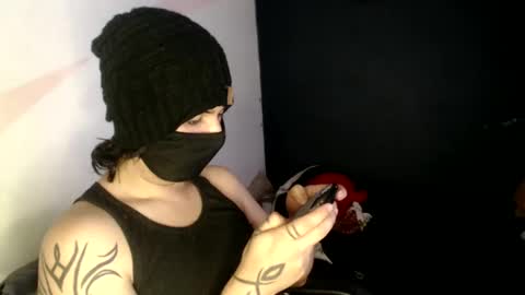 oliver_laid_2023 online show from February 23, 1:02 am