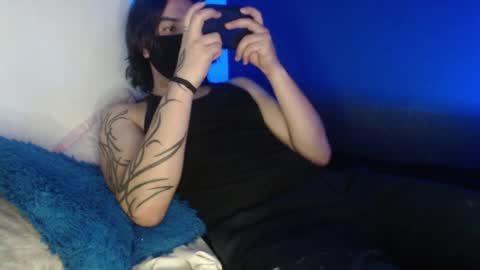 oliver_laid_2023 online show from January 27, 7:56 am