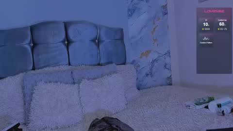 oliver mr  online show from March 16, 7:51 pm