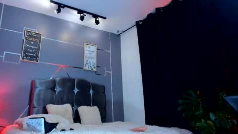 oliver mr  online show from November 1, 12:44 am