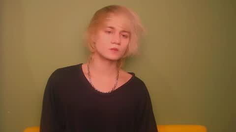 Oliver online show from January 24, 2:18 am