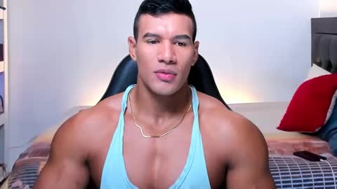 oliver_tommy online show from September 17, 1:47 pm