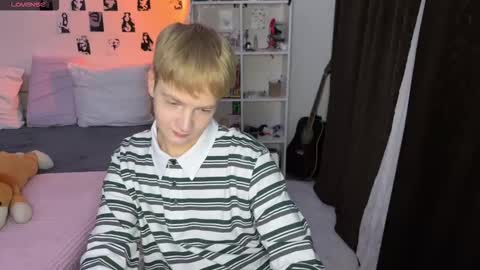 Snapshot of olivertasty chatting on October 9, 6:13 pm oliver online show from October 9, 6:13 pm