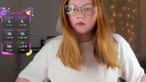 Olivia Date online show from November 13, 4:53 pm