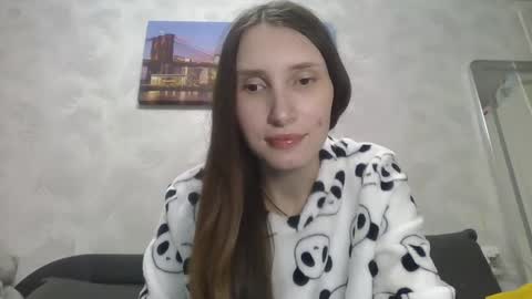 Snapshot of olivia_dream1 chatting on October 5, 8:49 pm Olivia online show from October 5, 8:49 pm
