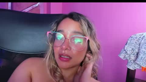 Snapshot of olivia_fox69 chatting on February 11, 9:31 am OLIVIA online show from February 11, 9:31 am