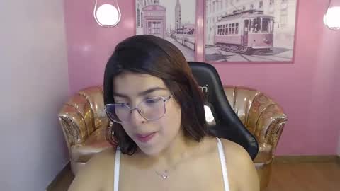 Olivia online show from September 25, 9:44 pm