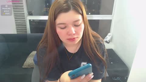 Snapshot of olivia_martine chatting on February 6, 2:55 am olivia_martine online show from February 6, 2:55 am