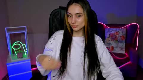 olivia_norton_ online show from November 4, 2:51 pm