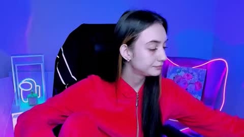 Snapshot of olivia_norton_ chatting on October 15, 2:40 pm olivia_norton_ online show from October 15, 2:40 pm