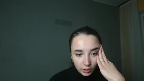 Olivia online show from January 8, 2:23 pm