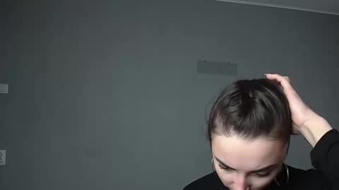 Olivia online show from March 18, 12:55 pm