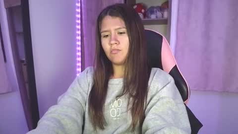 Snapshot of olivia_watson_ chatting on October 12, 12:47 am Olivia online show from October 12, 12:47 am