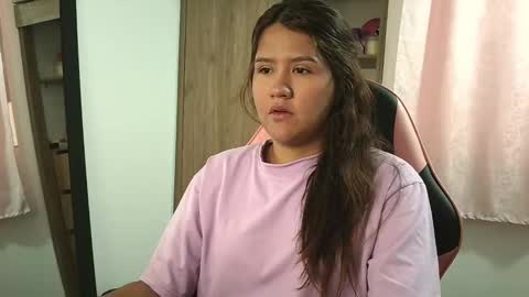 Snapshot of olivia_watson_ chatting on October 2, 12:15 pm Olivia online show from October 2, 12:15 pm