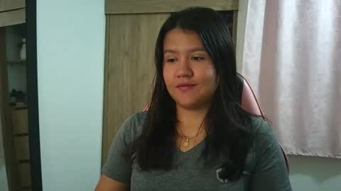 Olivia online show from March 3, 12:12 pm