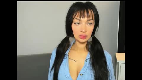 OliviaDirty online show from April 21, 6:42 am