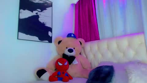 oliviahot01 online show from February 14, 3:09 am