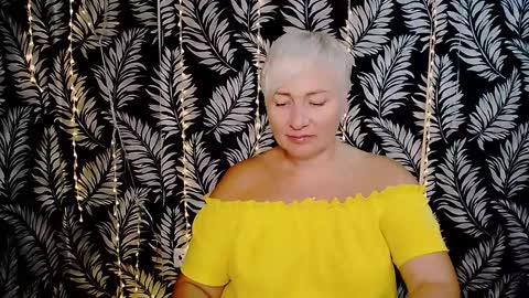 Kelly online show from October 11, 11:48 am