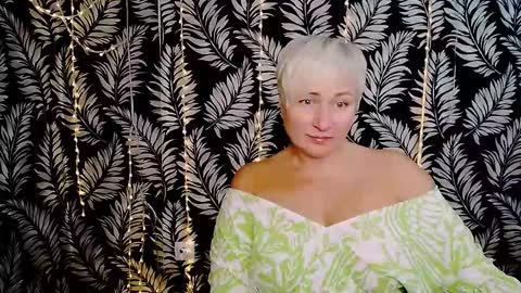 Kelly online show from October 20, 11:59 am