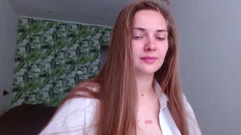 Olivia online show from October 21, 4:28 am