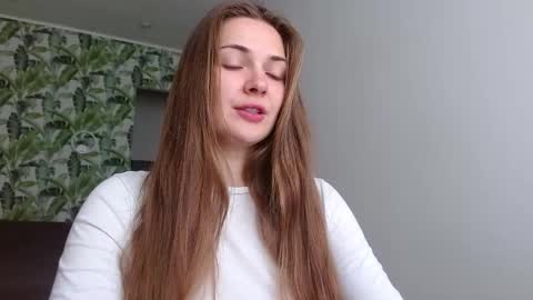 Olivia online show from October 28, 5:52 am