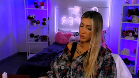 Olivia online show from February 11, 11:20 am