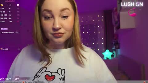 OllyDoll online show from March 6, 7:46 pm