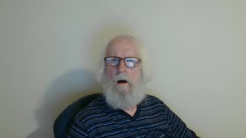 Somewhere over the rainbow online show from September 21, 8:57 pm