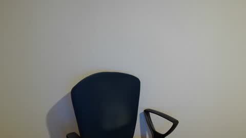 Somewhere over the rainbow online show from March 3, 9:26 pm