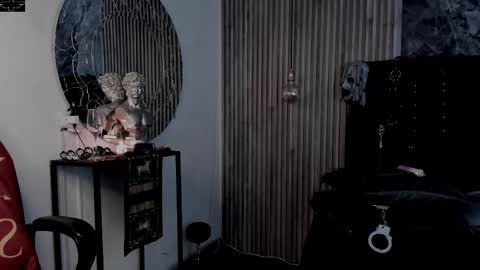     ... online show from October 10, 9:52 pm