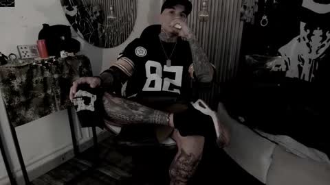     ... online show from February 6, 4:05 am