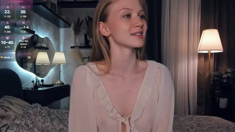 Ana online show from September 14, 7:04 pm