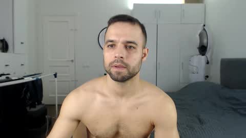 onebestlover online show from February 17, 9:30 am