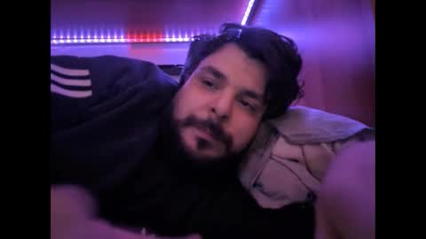 onecrew1 online show from November 14, 6:21 pm