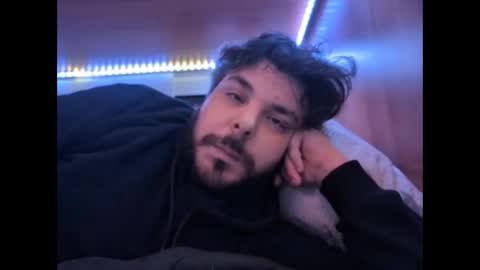 onecrew1 online show from February 1, 3:20 pm