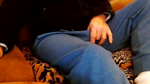 Butch online show from December 22, 7:42 pm