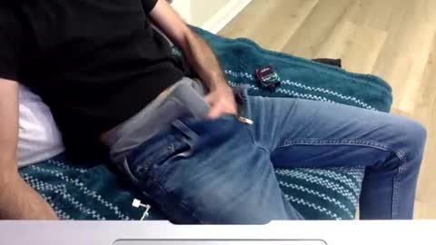 onehitwonder21 online show from March 3, 1:01 am